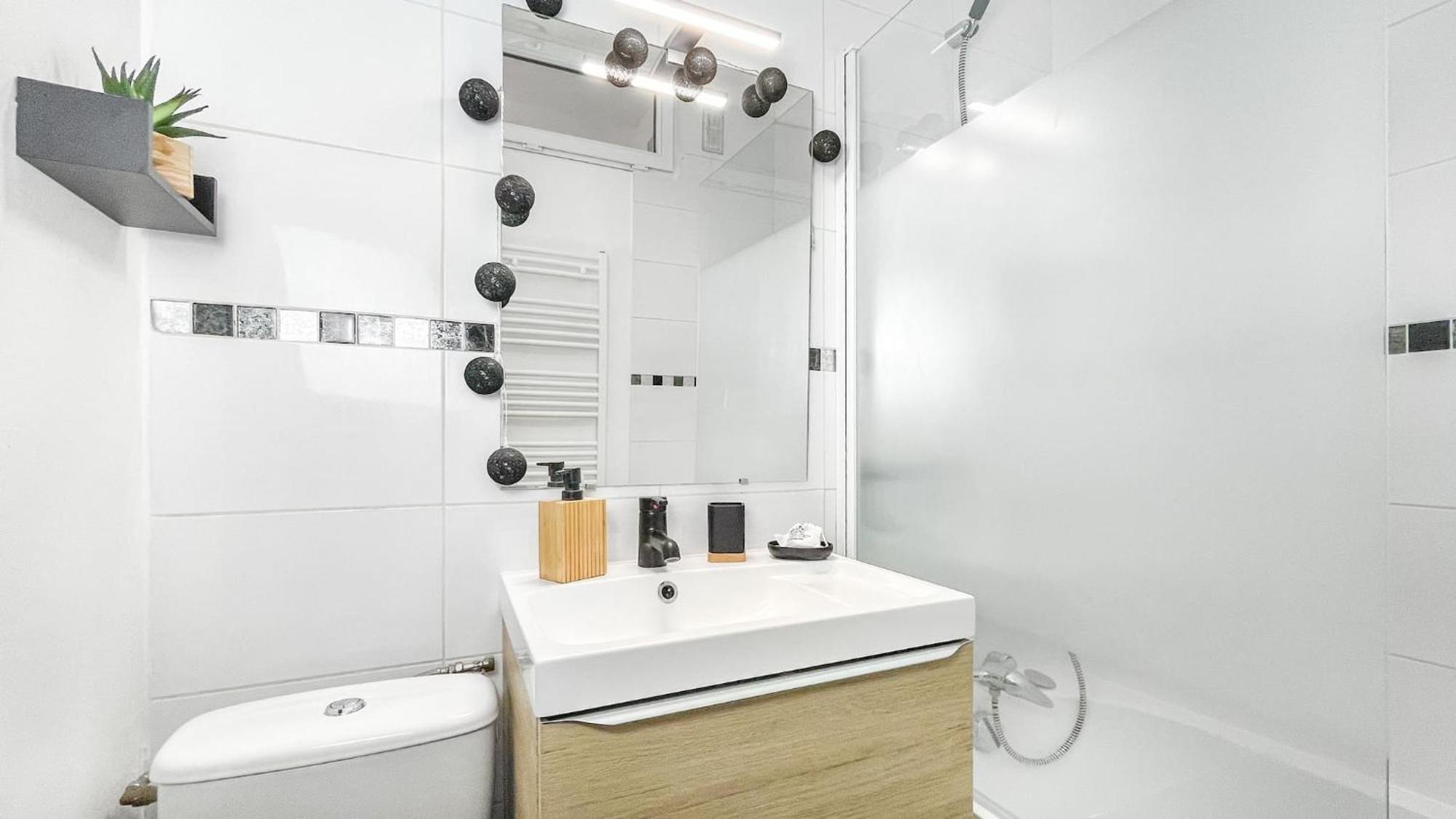 Homey Colibri - New / Free Parking/ Proche Gare Annemasse / Aux Portes De Genevegeneve Exterior photo